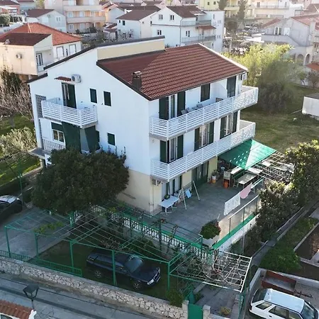 Vesna Apartment *